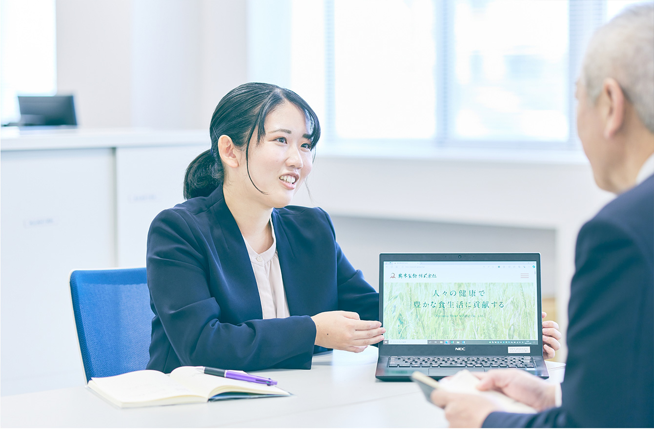 意見が飛び交う職場